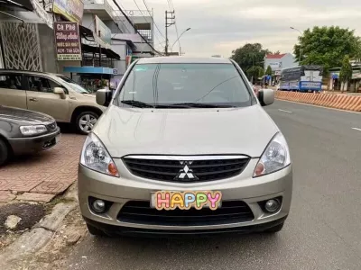 THAY KÍNH XE Ô TÔ Mitsubishi Zinger tận nơi
